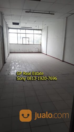 Ruko Jl Melawan Mangga dua selatan JakPus 72m 5lantai strategis 1bath S058
