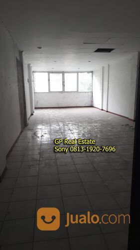 Ruko Jl Melawan Mangga dua selatan JakPus 72m 5lantai strategis 1bath S058