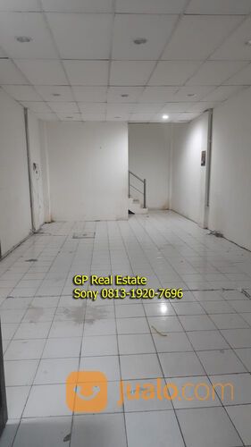 Ruko Jl Melawan Mangga dua selatan JakPus 72m 5lantai strategis 1bath S058
