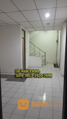 Ruko Jl Melawan Mangga dua selatan JakPus 72m 5lantai strategis 1bath S058
