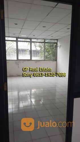 Ruko Jl Melawan Mangga dua selatan JakPus 72m 5lantai strategis 1bath S058