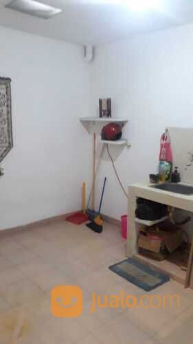 Rumah di Cluster Harmoni patung kuda Harapan Indah Bekasi