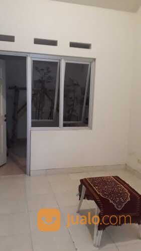 Rumah di Cluster Harmoni patung kuda Harapan Indah Bekasi