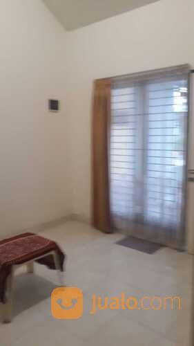 Rumah di Cluster Harmoni patung kuda Harapan Indah Bekasi