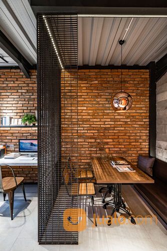 Soho Upper West Small Office in BSD City