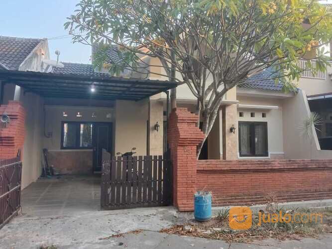 Rumah cluster di sawunggaling banyumanik