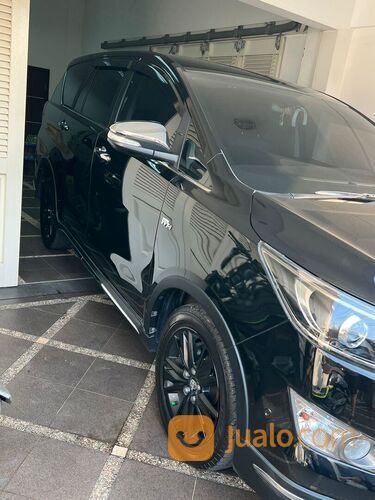 Toyota Kijang Innova Venturer 2.0 Bensin 2017