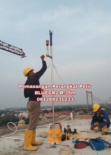 Ahli Pasang Surge Arrester Listrik Sukabumi