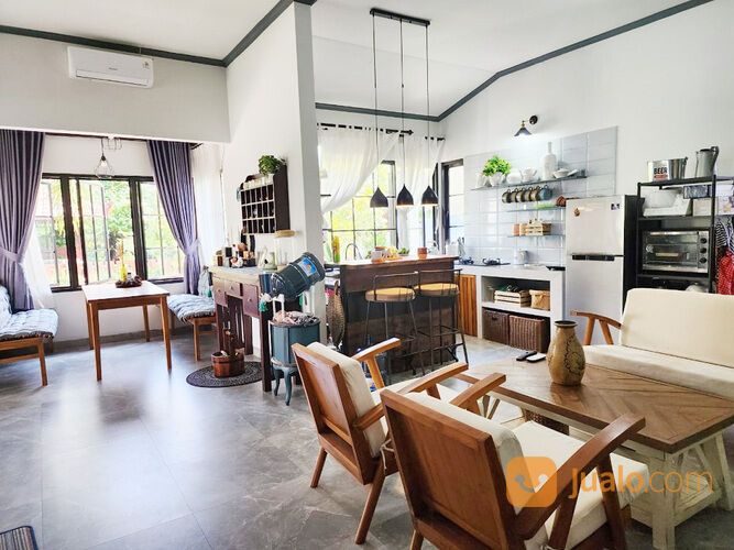 Rumah di Kota Mataram Dekat RSUD Provinsi NTB, Pasar Abian Tubuh, Lotte Grosir Mataram