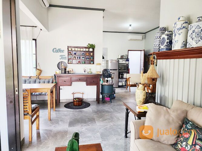 Rumah di Kota Mataram Dekat RSUD Provinsi NTB, Pasar Abian Tubuh, Lotte Grosir Mataram