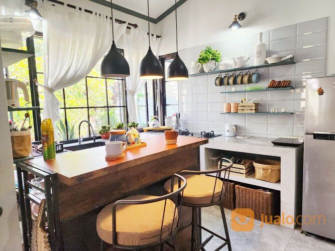 Rumah di Kota Mataram Dekat RSUD Provinsi NTB, Pasar Abian Tubuh, Lotte Grosir Mataram