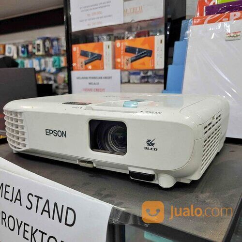 "Proyektor 4K Ultra HD: Pengalaman Gambar Terbaik di Rumah Anda"
