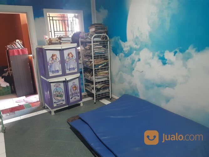 Rumah 2 lantai di Perumahan Taman Gading Jember