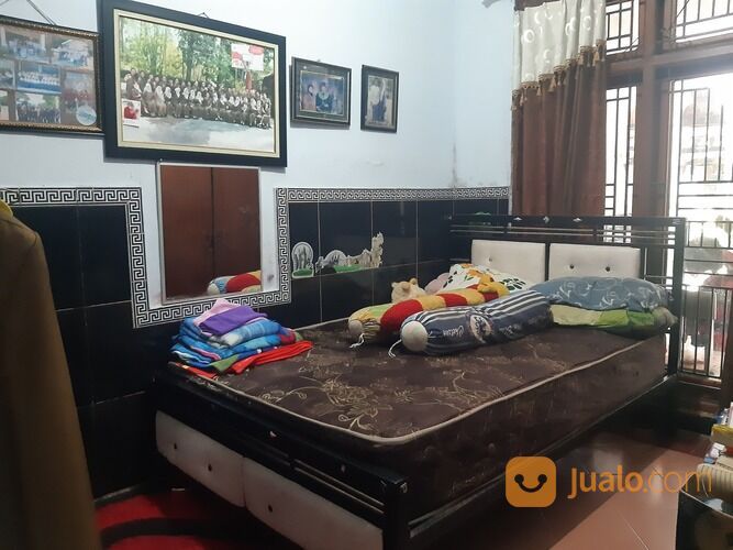 Rumah 2 lantai di Perumahan Taman Gading Jember