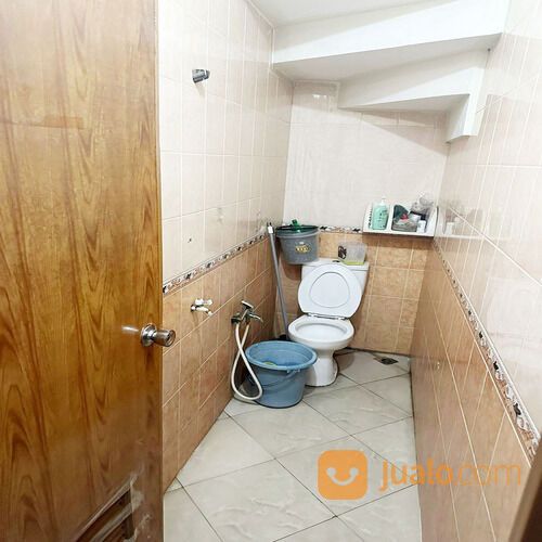 Rumah di Kebon Jeruk Jakarta Barat Dekat Wang Plaza, Universitas Esa Unggul, Mall Taman Anggrek