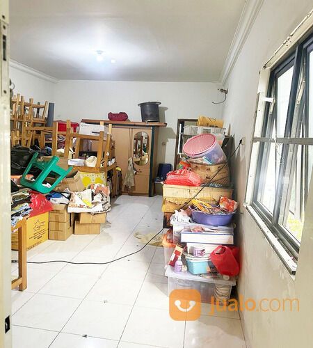 Rumah di Kebon Jeruk Jakarta Barat Dekat Wang Plaza, Universitas Esa Unggul, Mall Taman Anggrek