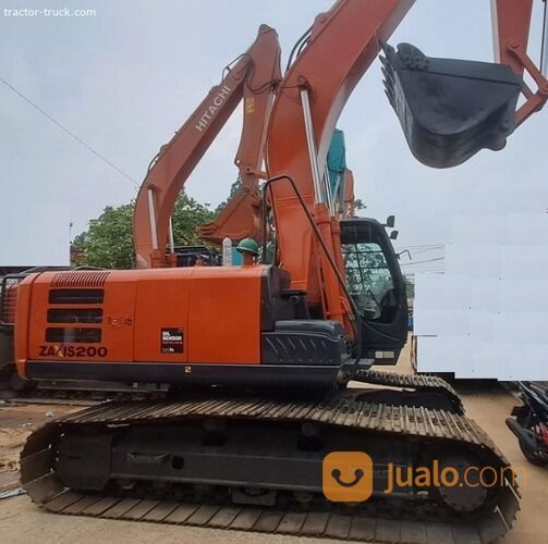 Excavator Hitachi ZX200-5G Tahun 2019
