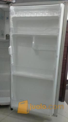 Lemari Es bekas bagus