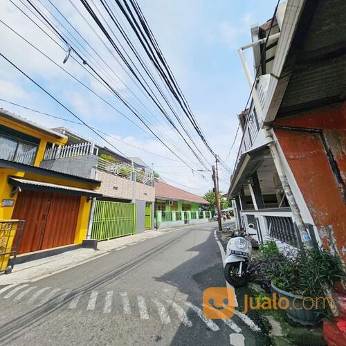 Rumah di Cililitan Jakarta Timur Dekat PGC Cililitan, Pasar Kramat Jati, Lippo Plaza Kramat Jati