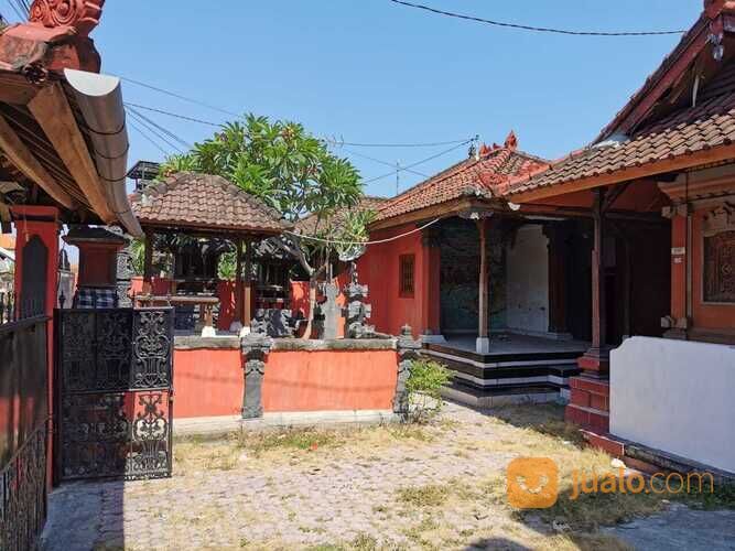 Tanah bonus Rumah di jl Merpati Monang Maning Denpasar Bali