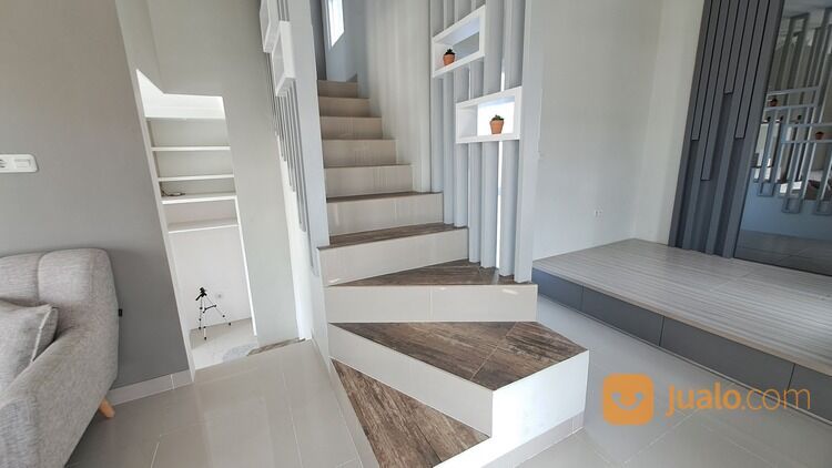 Rumah Syariah 2 Lantai Dekat Stasiun Depok Baru Bersebelahan dengan Puri Depok Mas Sawangan Depok