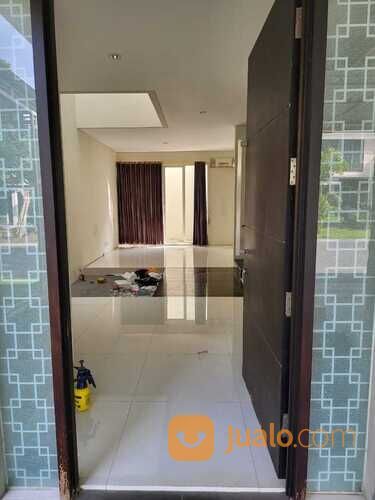 Rumah Mewah Furnish Di Pelican Hill Citraland Surabaya Barat