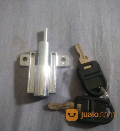 Pasang kunci laci meja central lock