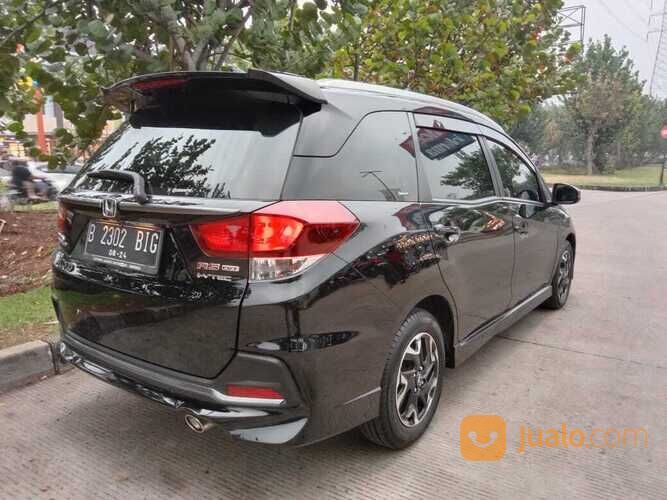 Honda Mobilio RS matic th 2019 hitam
