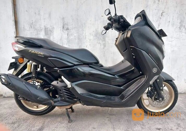 Yamaha nmax hitam doff tahun 2021