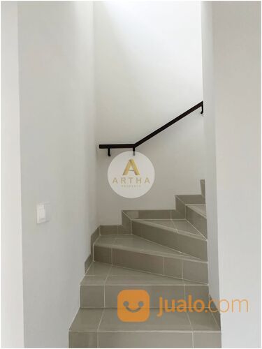 Rumah Siap Huni di Cluster Flora Summarecon Bandung