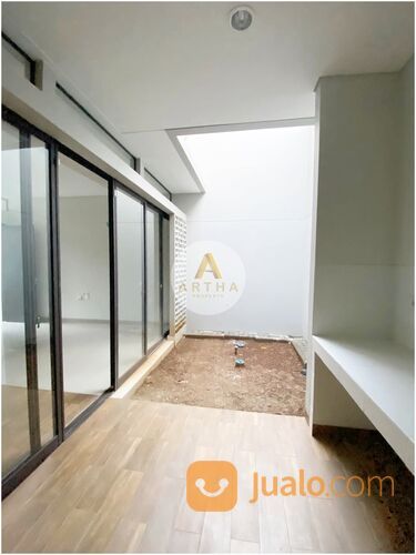 Rumah Siap Huni di Cluster Flora Summarecon Bandung
