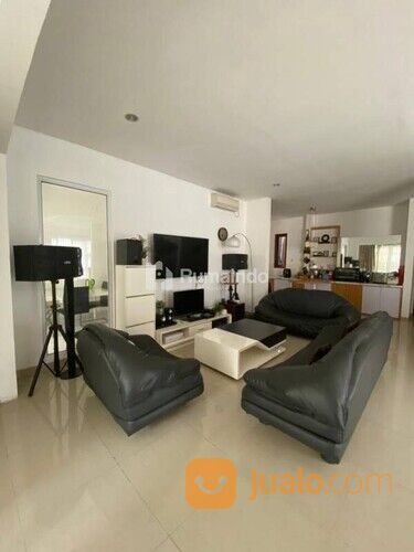 Rumah Hook 3 Lantai Siap Huni Bagus di Cluster Sevilla BSD City TangSel