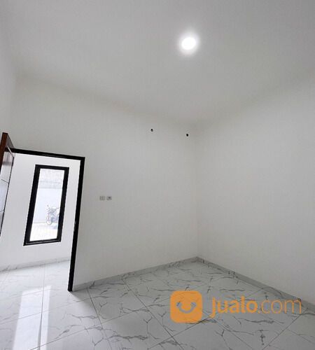 Rumah di Cibodas Kota Tangerang Dekat Supermal Karawaci, SMAN 8 Tangerang, Pasar Modern Mutiara