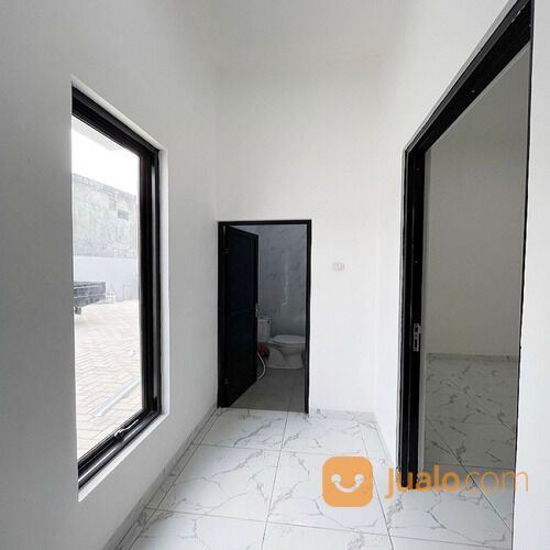 Rumah di Cibodas Kota Tangerang Dekat Supermal Karawaci, SMAN 8 Tangerang, Pasar Modern Mutiara