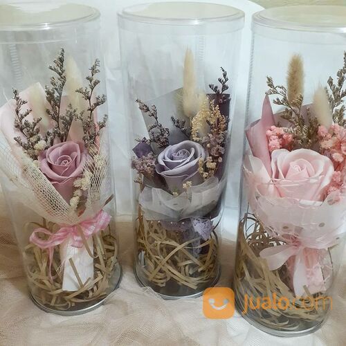 tabung mika alas kaleng kemasan souvenir bunga kering aesthetic d8 t15