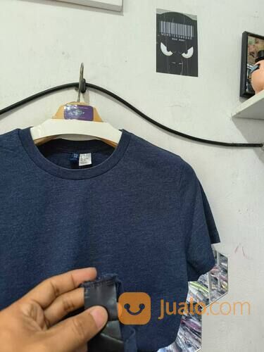 Kaos H&M Biru Denim Polos