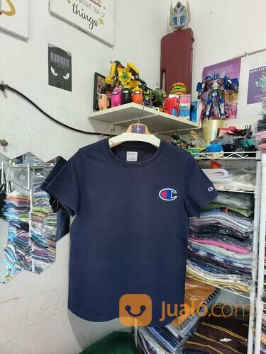 Kaos Champion Biru Dongker Big Logo