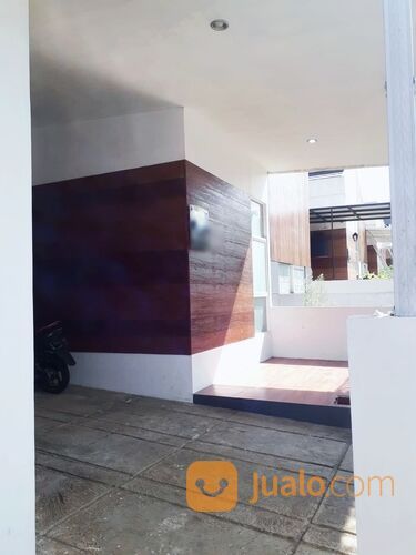 Rumah Rich Village Plus Kolam Renang Indoor