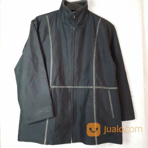 Preloved Jaket Parasut Pria warna hitam ID 16