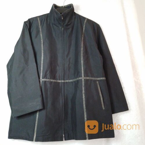 Preloved Jaket Parasut Pria warna hitam ID 16