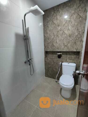 Rumah Jatiasih Bekasi 3 Lantai 1,5 Km Ke Tol Jatiasih