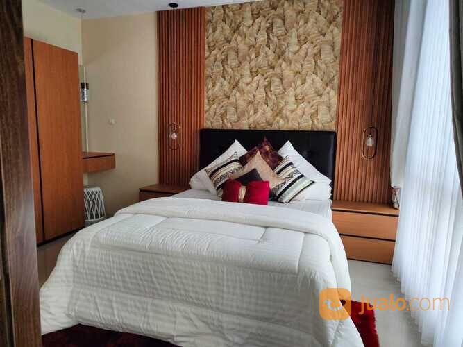 Rumah Jatiasih Bekasi 3 Lantai 1,5 Km Ke Tol Jatiasih