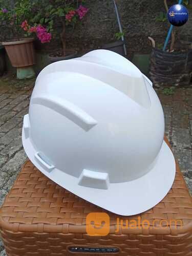 Helm safety proyek