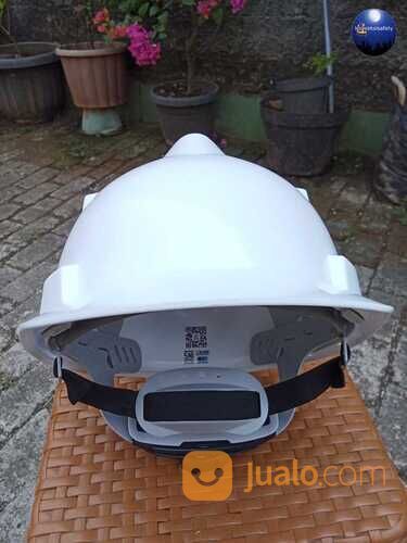 Helm safety proyek