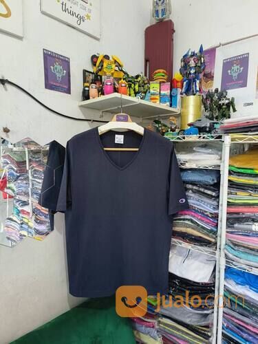 Kaos Champion Biru Navy Polos Leher V