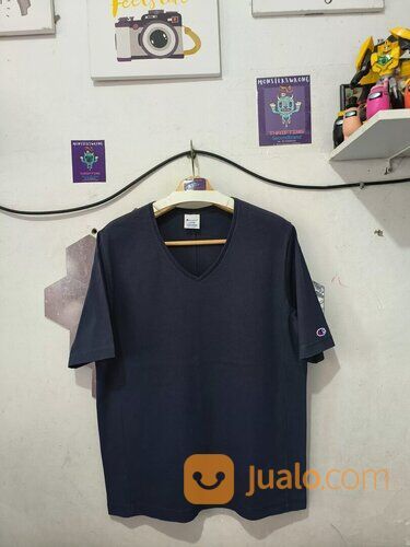 Kaos Champion Biru Navy Polos Leher V