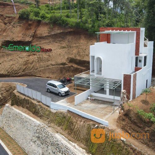 Rumah Mewah Bergaya Eropa, Design Sultan, Harga Mulai dari 650 Jutaan