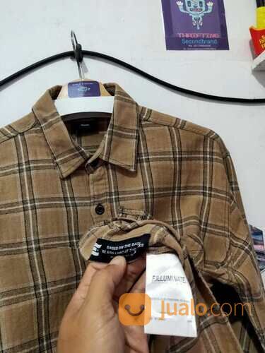 Kemeja Flannel F.Illuminate Coklat Kotak Kotak Kantong