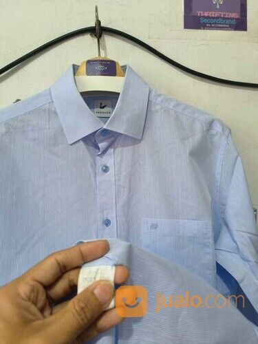 Kemeja Katun Herrbon Biru Muda Polos Kantong