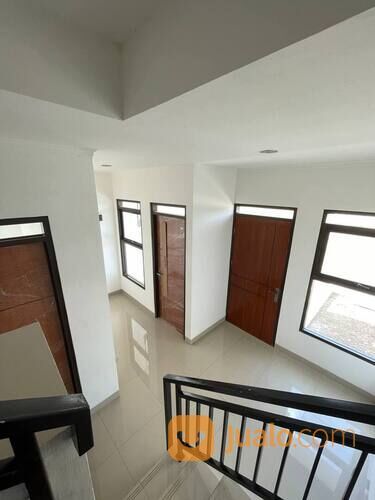 Rumah Strategis Bandung Barat Legalitas Aman Siap Akad di Notaris